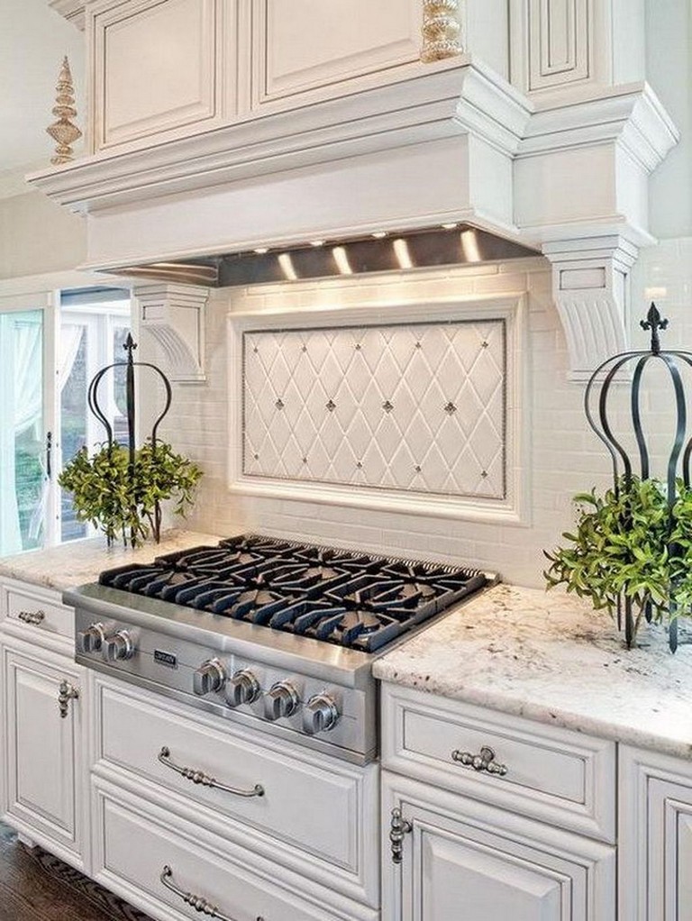 35 Elegant White Kitchen Backsplash Design Ideas 23 
